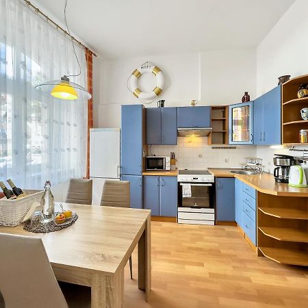 Laura'S Apartment Карловы Вары Экстерьер фото
