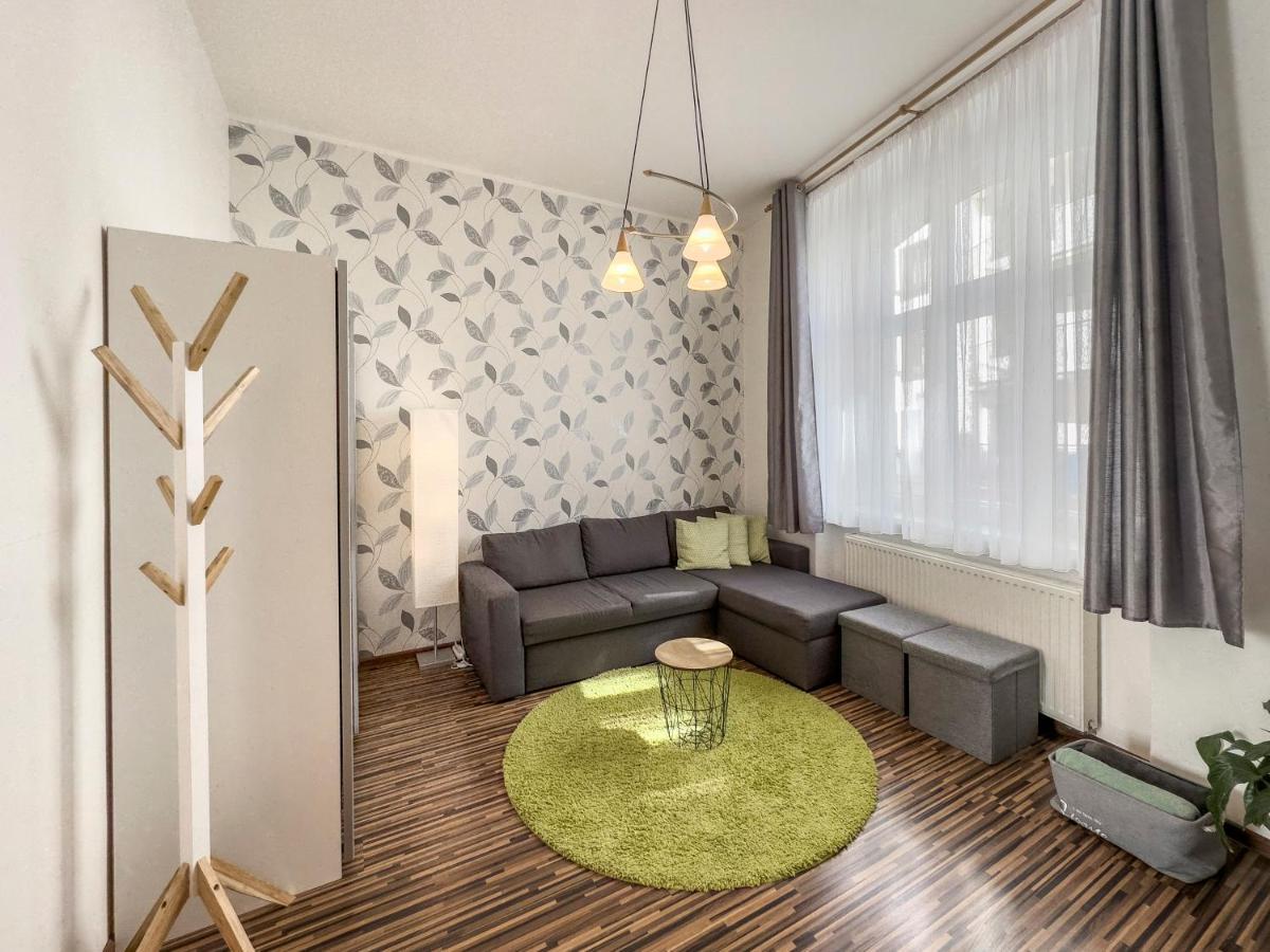 Laura'S Apartment Карловы Вары Экстерьер фото