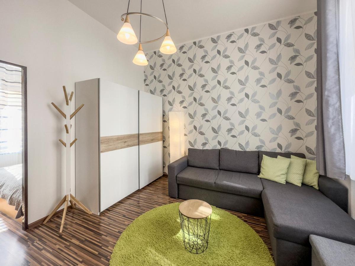 Laura'S Apartment Карловы Вары Экстерьер фото