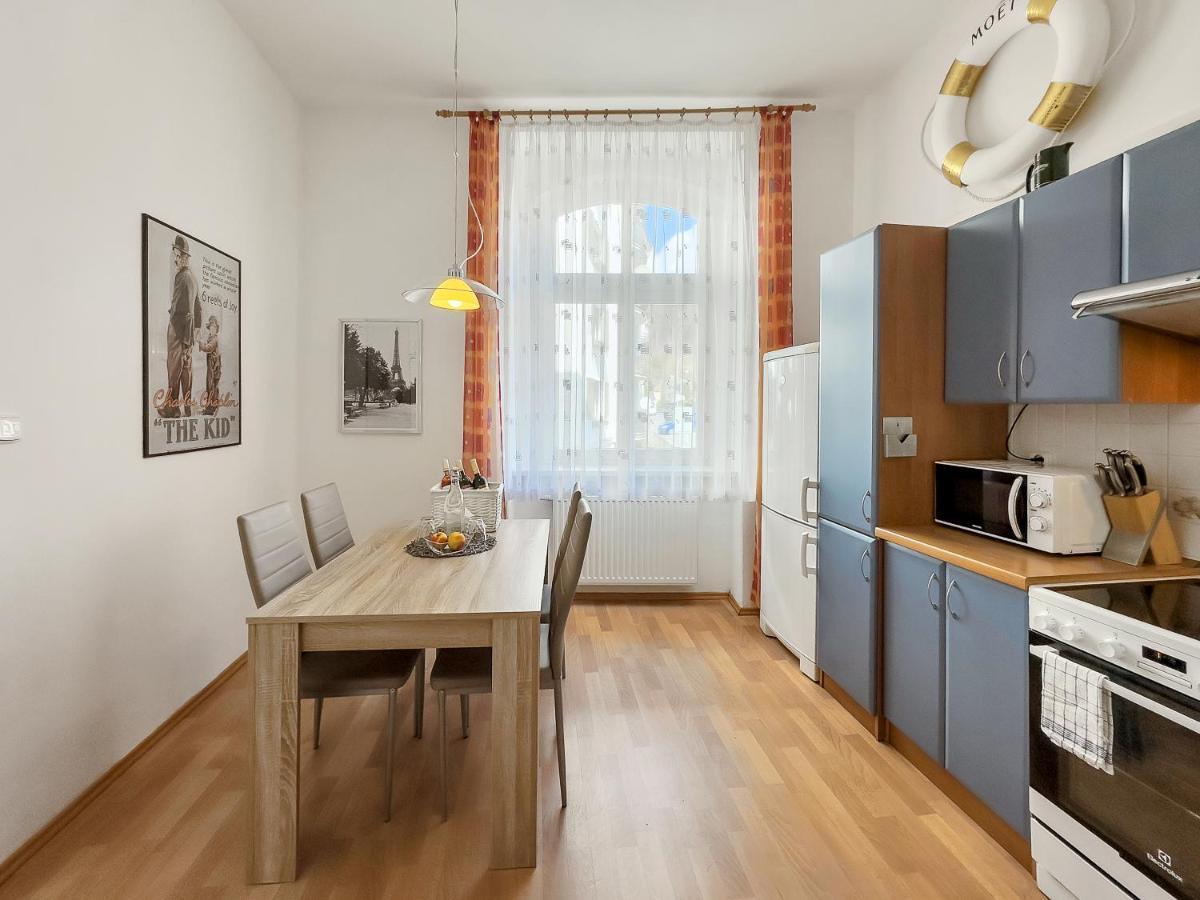 Laura'S Apartment Карловы Вары Экстерьер фото